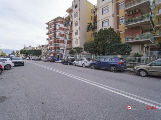 Appartamento in vendita di 148 m² in Via Pietro Castelli