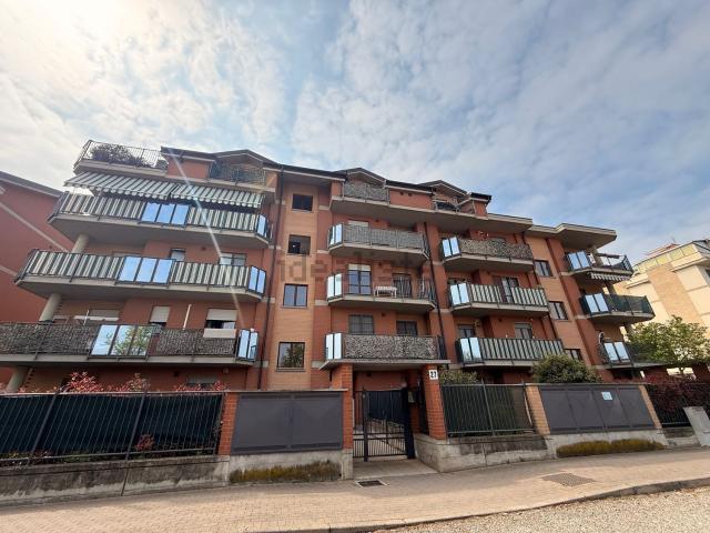 Appartamento in vendita di 148 m² in Via Rio Tercero, 27