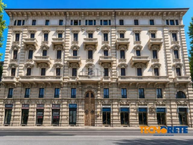 Appartamento in vendita di 148 m² in Viale San Bartolomeo, 169