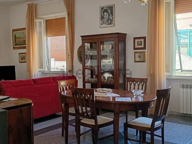 Appartamento in vendita di 149 m² in Via Cosimo del Fante