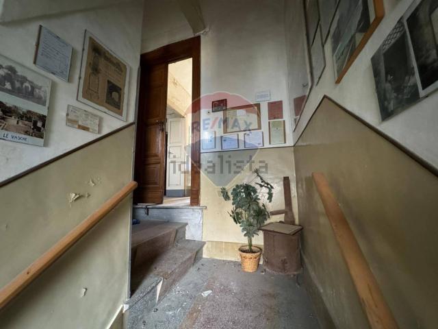 Appartamento in vendita di 149 m² in Via Campione, 10