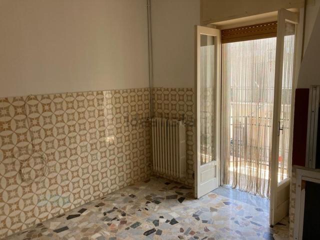 Appartamento in vendita di 149 m² in Via Giacomo Matteotti