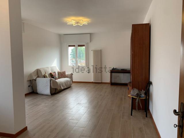 Appartamento in vendita di 149 m² in Via E. Toti