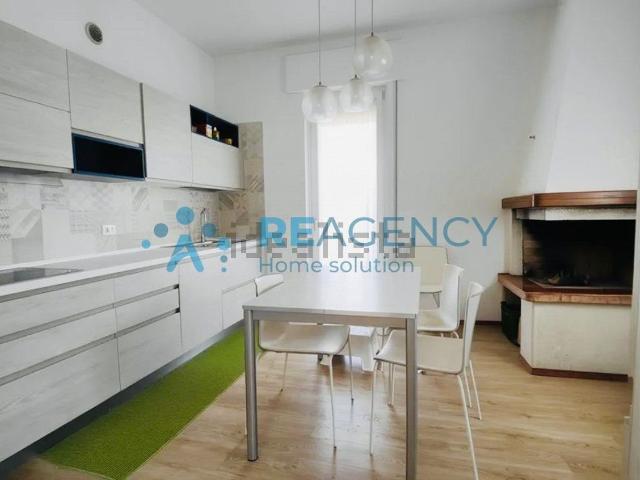 Appartamento in vendita di 149 m² in Via Enrico Forlanini