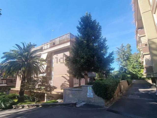 Appartamento in vendita di 149 m² in Via Filippo Cordova