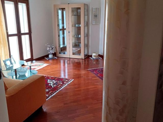 Appartamento in vendita di 149 m² in Via Florio