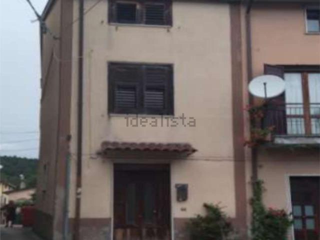 Appartamento in vendita di 149 m² in Via Luigi Amabile, 47
