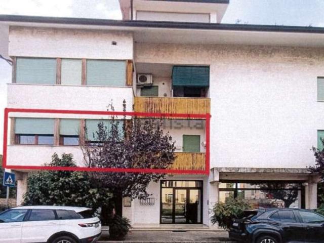 Appartamento in vendita di 149 m² in Via Papa Giovanni XXIII