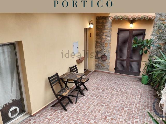 Appartamento in vendita di 149 m² in Via Roma