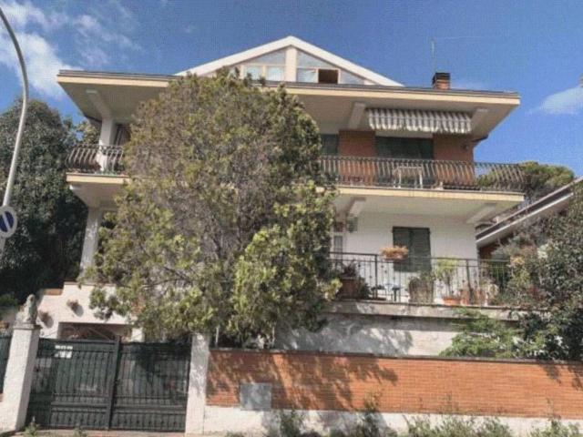 Appartamento in vendita di 149 m² in Via Tiziano Vecellio, 53