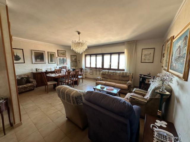 Appartamento in vendita di 149 m² in Viale dei Bizantini, 9