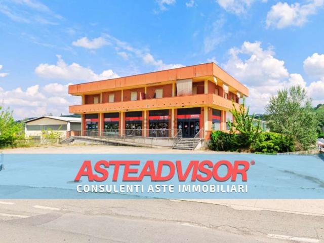 Appartamento in vendita di 1500 m² in Via Pierino Testore