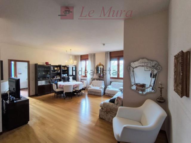 Appartamento in vendita di 150 m²