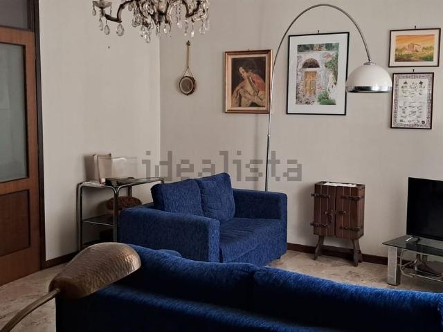 Appartamento in vendita di 150 m² in Via Antonio Cantore