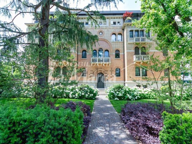 Appartamento in vendita di 150 m²