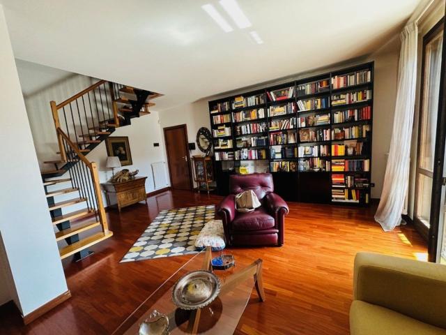 Appartamento in vendita di 150 m²