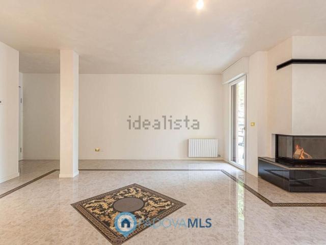 Appartamento in vendita di 150 m²