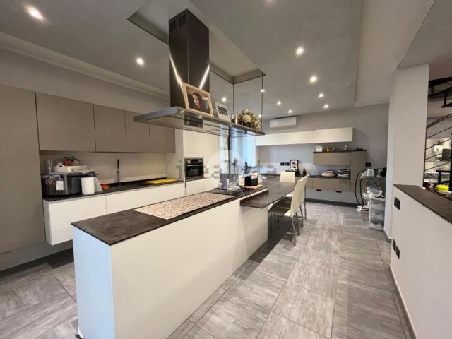 Appartamento in vendita di 150 m²