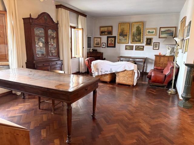 Appartamento in vendita di 150 m²