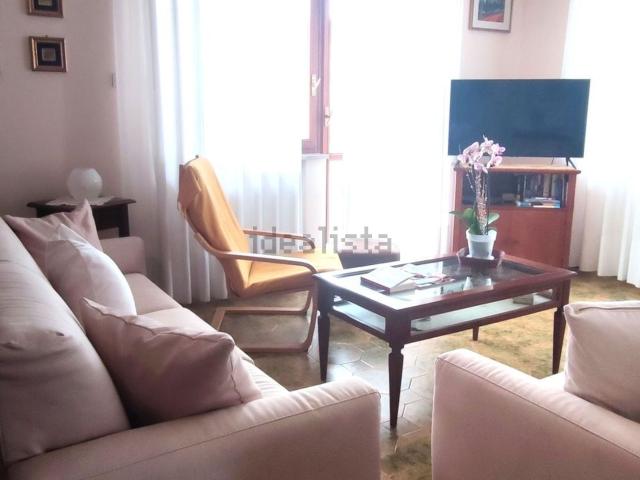 Appartamento in vendita di 150 m² in Via Colle Innamorati, 225