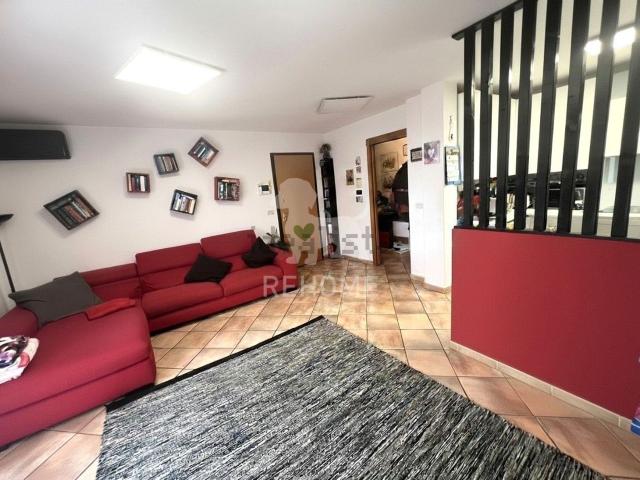 Appartamento in vendita di 150 m² in Via Colugna, 11