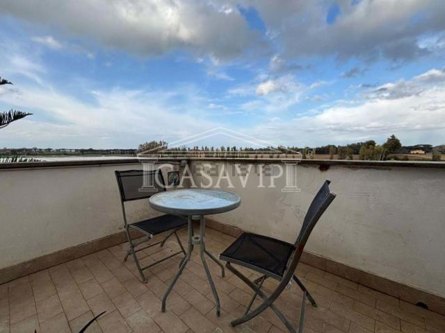 Appartamento in vendita di 150 m² in Via Coroglio