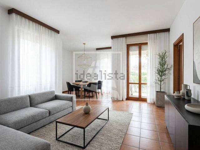 Appartamento in vendita di 150 m² in Via Corrado Alvaro