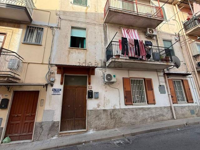 Appartamento in vendita di 150 m² in Via Cosenza, 31