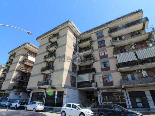 Appartamento in vendita di 150 m² in Via Calabria, 26