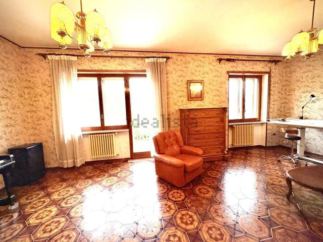 Appartamento in vendita di 150 m² in Via Calderari, 132