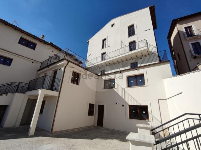 Appartamento in vendita di 150 m² in Via Campana, 15