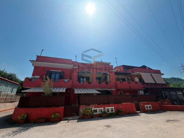 Appartamento in vendita di 150 m² in Via Campana