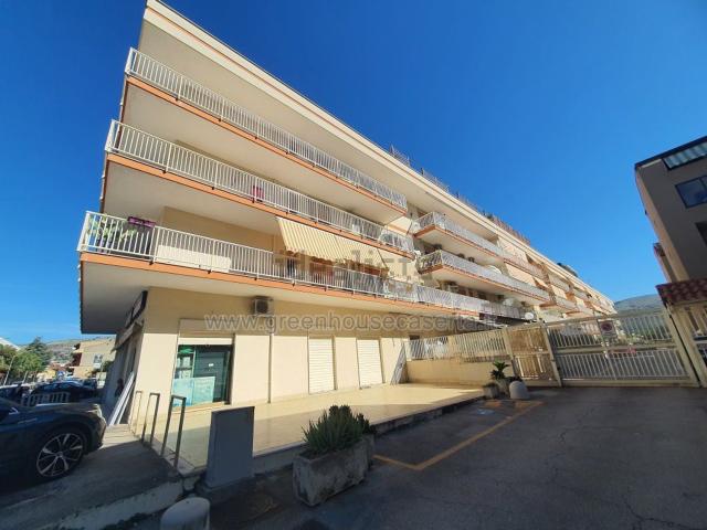 Appartamento in vendita di 150 m² in Via Capitano Luigi Laviano