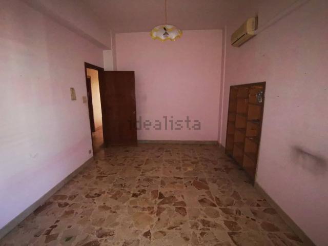 Appartamento in vendita di 150 m² in Via Capri, 3