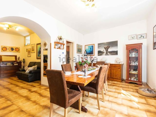 Appartamento in vendita di 150 m² in Via Carlo de Herra, 2