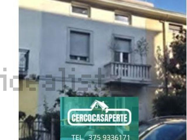 Appartamento in vendita di 150 m² in Via Carlo Livi, 79