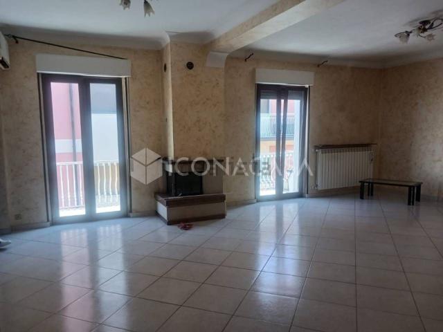 Appartamento in vendita di 150 m² in Via Carlo Poerio, 154