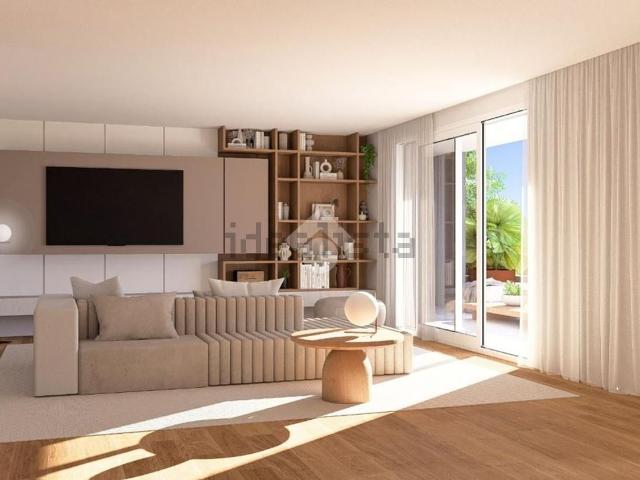 Appartamento in vendita di 150 m² in Via Chiodare, 1