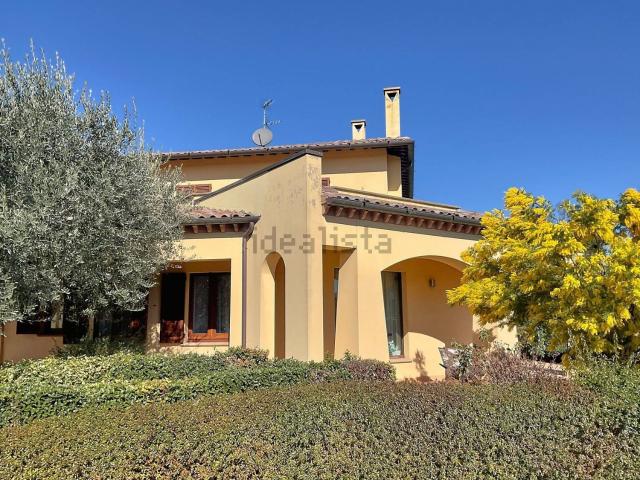 Appartamento in vendita di 150 m² in Via Cipresso, 54