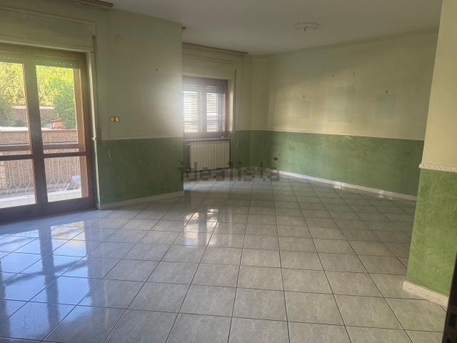 Appartamento in vendita di 150 m² in Via A. Rispoli