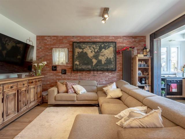 Appartamento in vendita di 150 m² in Via Amilcare Ponchielli