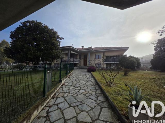 Appartamento in vendita di 150 m² in Via Angelo Barengo