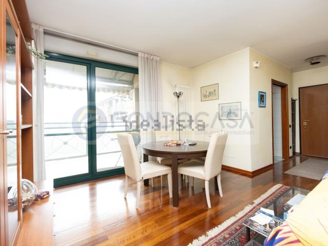 Appartamento in vendita di 150 m² in Via Angelo Rizzoli, 49
