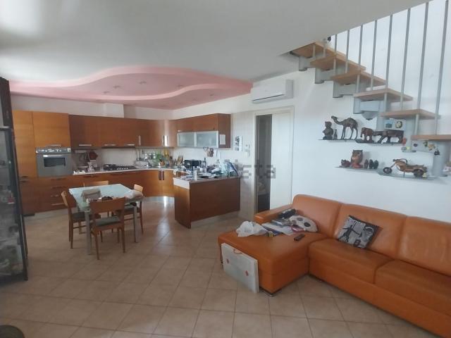 Appartamento in vendita di 150 m² in Via Annibolina, 30