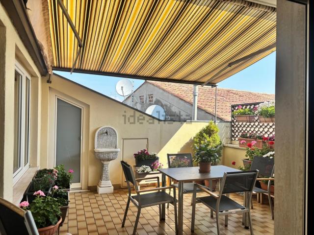 Appartamento in vendita di 150 m² in Via Altichiero