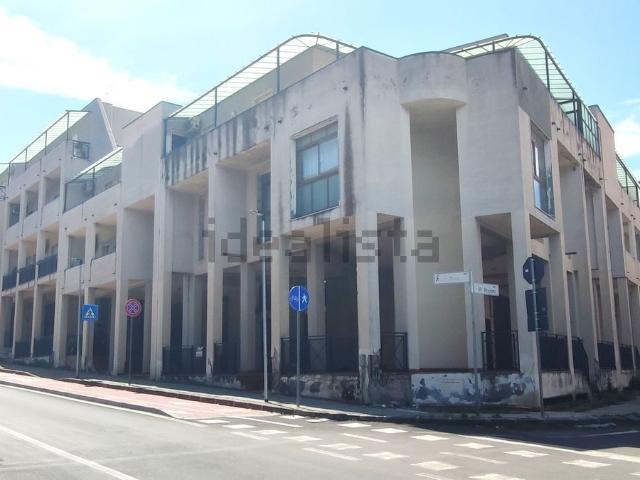 Appartamento in vendita di 150 m² in Via Alcide de Gasperi, 47