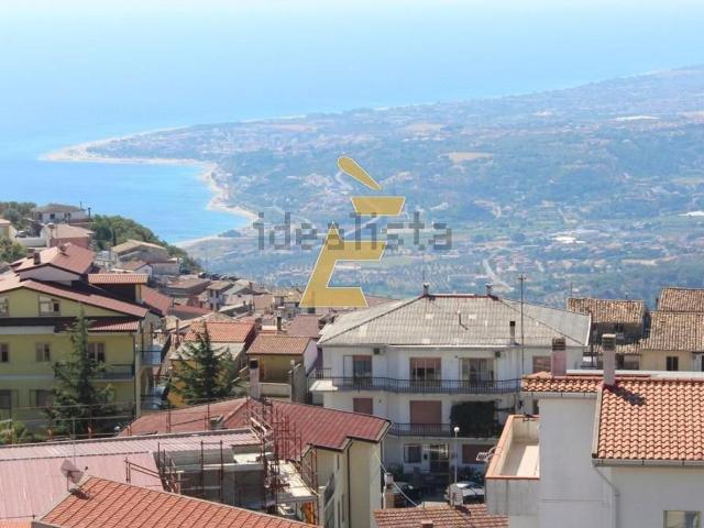 Appartamento in vendita di 150 m² in Via Aldo Moro, 9