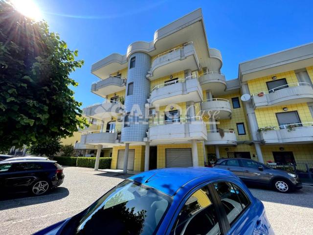 Appartamento in vendita di 150 m² in Via Alessandro Manzoni, 110