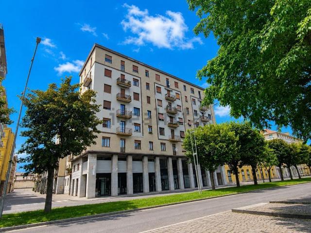 Appartamento in vendita di 150 m² in Via Alfonso Lamarmora