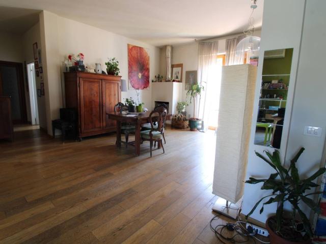 Appartamento in vendita di 150 m² in Via Aligi Barducci, 56
